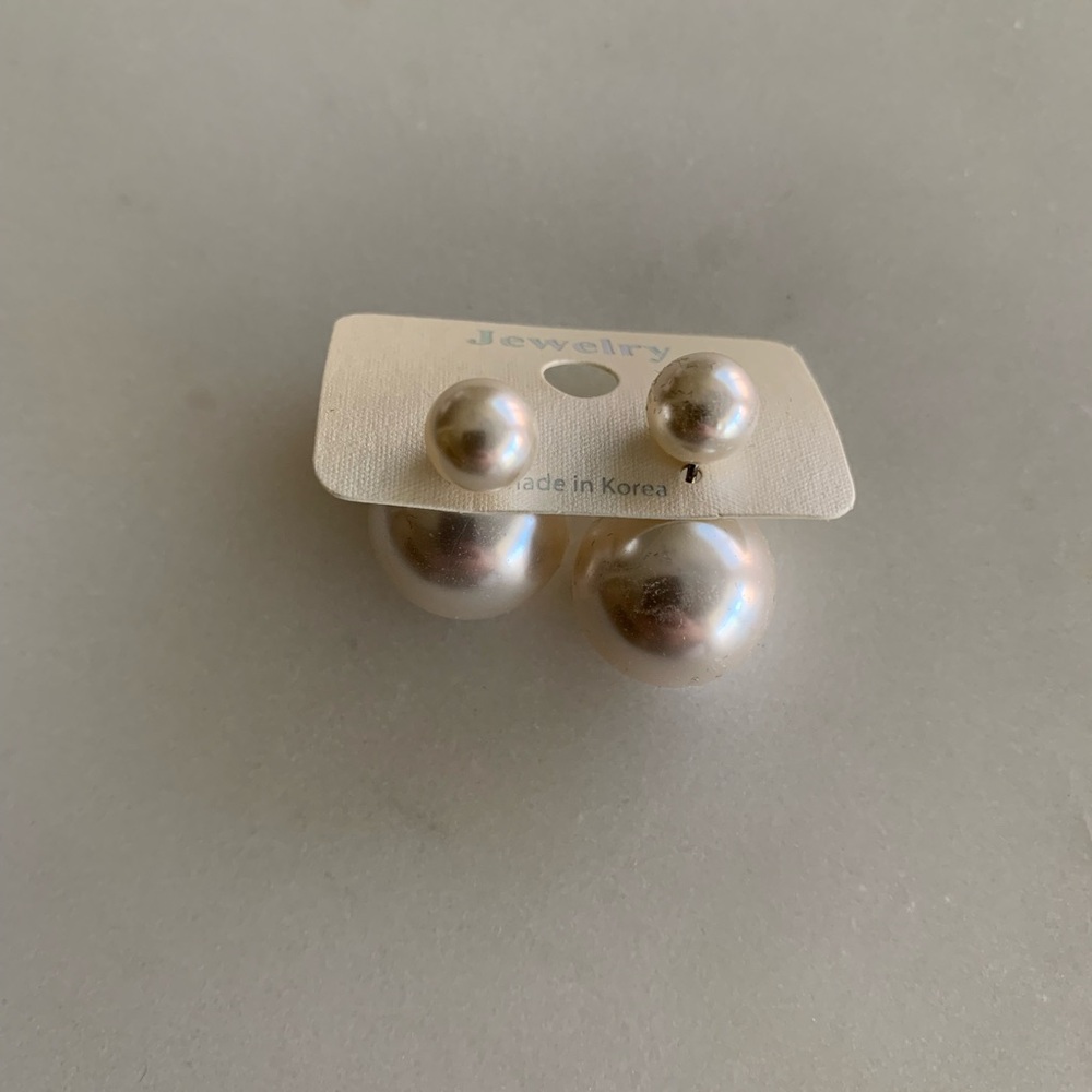 Double Pearl Studs